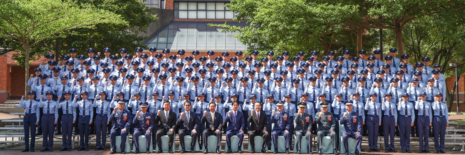 總統主持三軍士官新生聯合開學典禮　勉精進本職護國安
